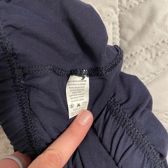 Honey and Lace Curvy Navy Leggings - Picture 3 of 3